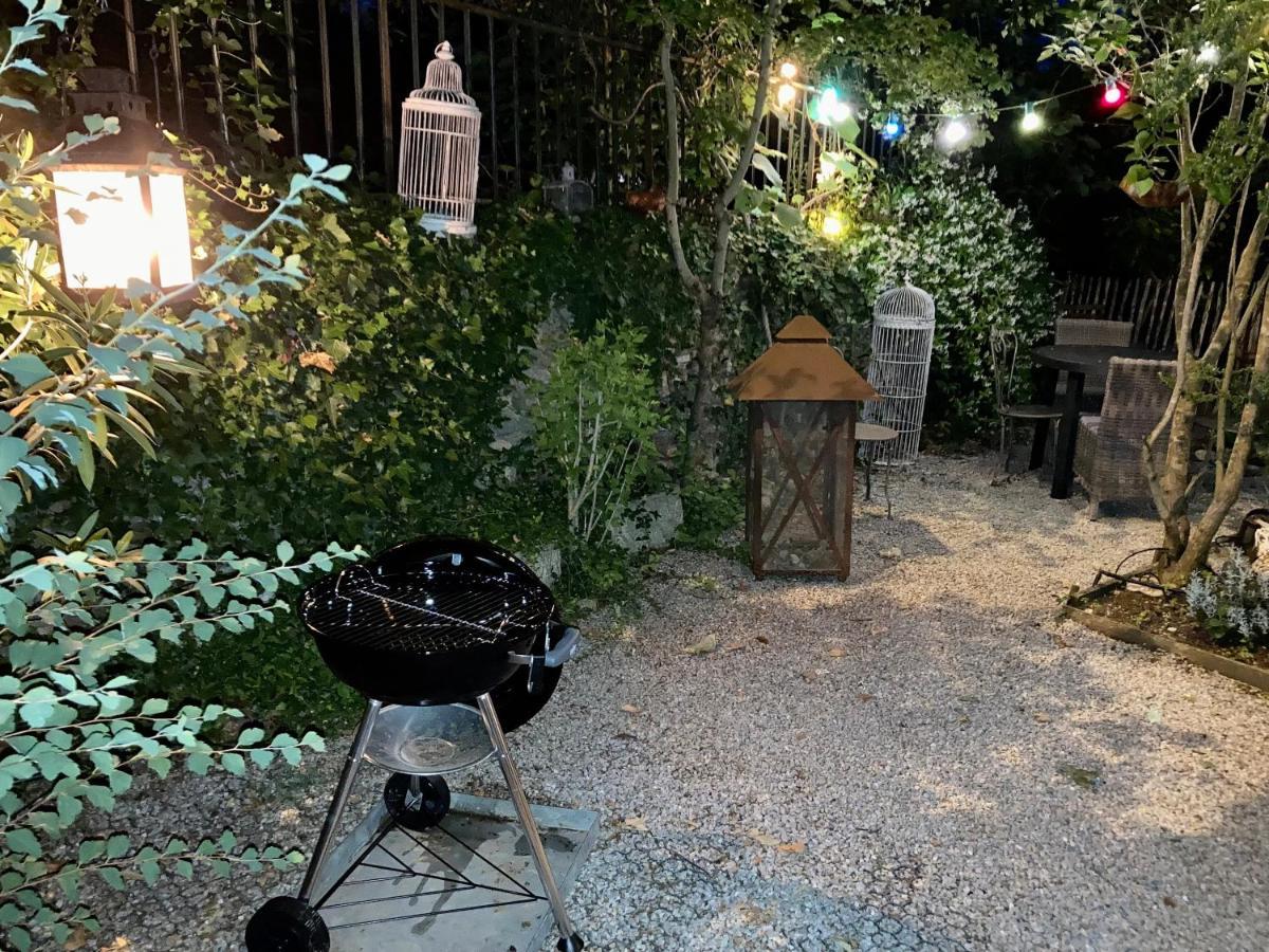 16 Bis-Gite-Hotel-Appartement Marssac-sur-Tarn Exterior foto