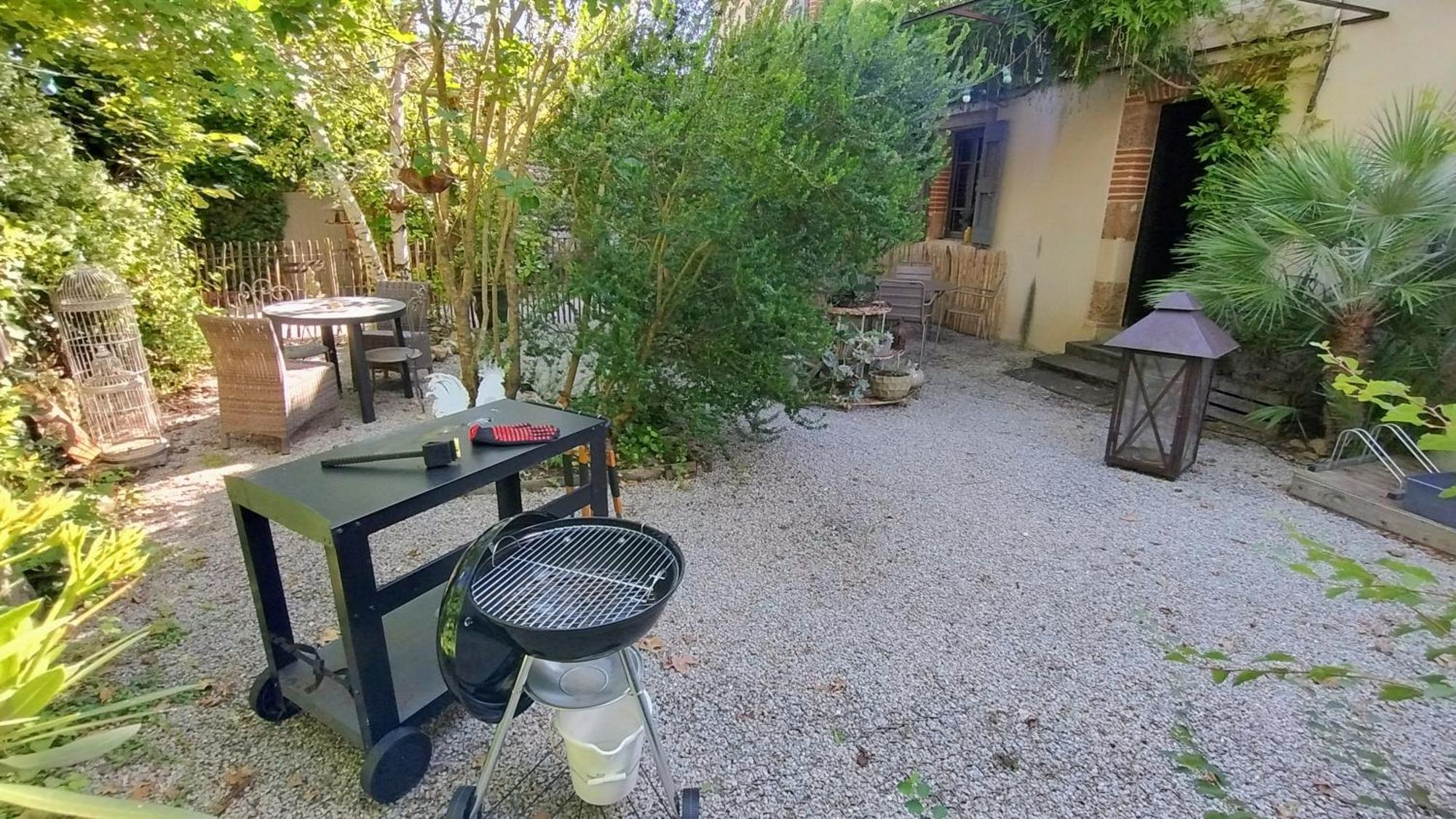 16 Bis-Gite-Hotel-Appartement Marssac-sur-Tarn Exterior foto